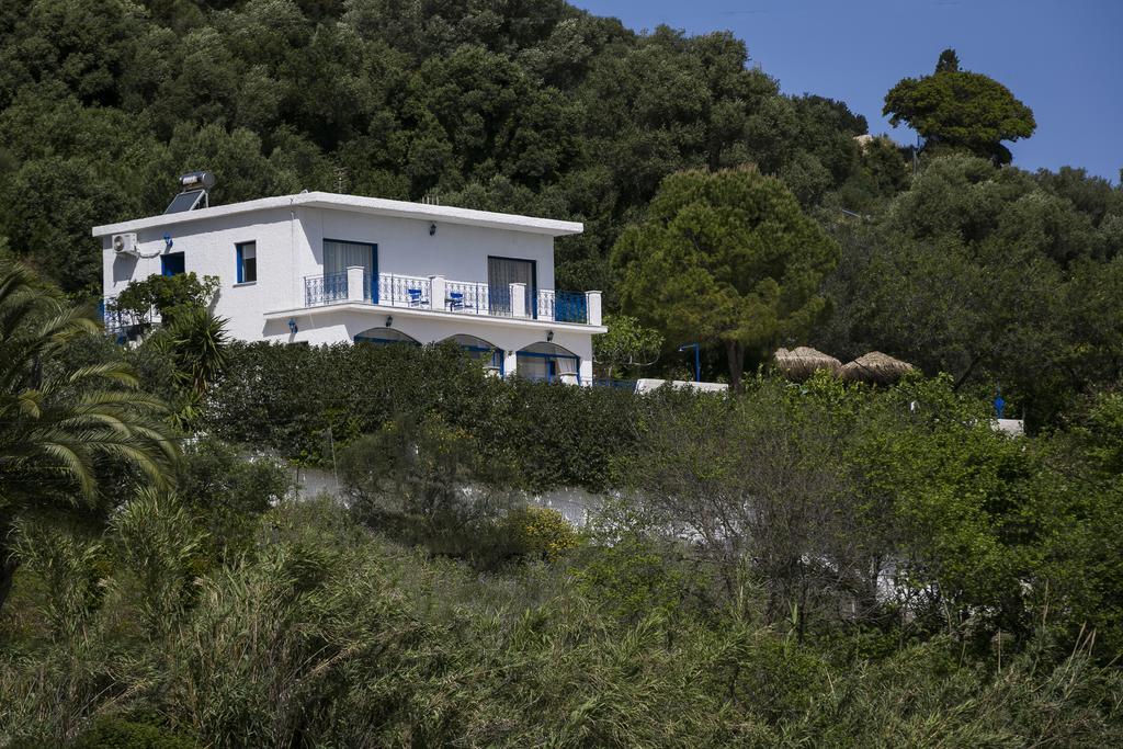 Villa Afrodite Mousata Exterior photo
