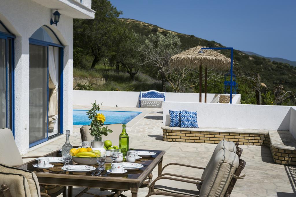 Villa Afrodite Mousata Exterior photo